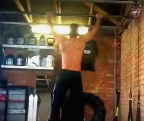 一个动作练遍整个上肢,怎样练出强壮的上肢