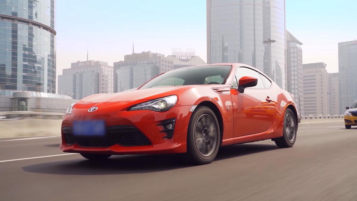 丰田86自动挡漂移,丰田86和斯巴鲁brz漂移