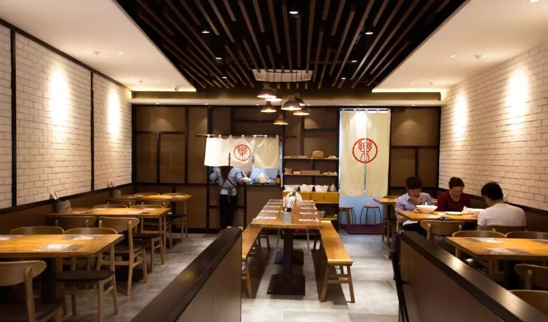 生意冷清的面馆,通过几个简单的方案起死回生,一个月净赚3万