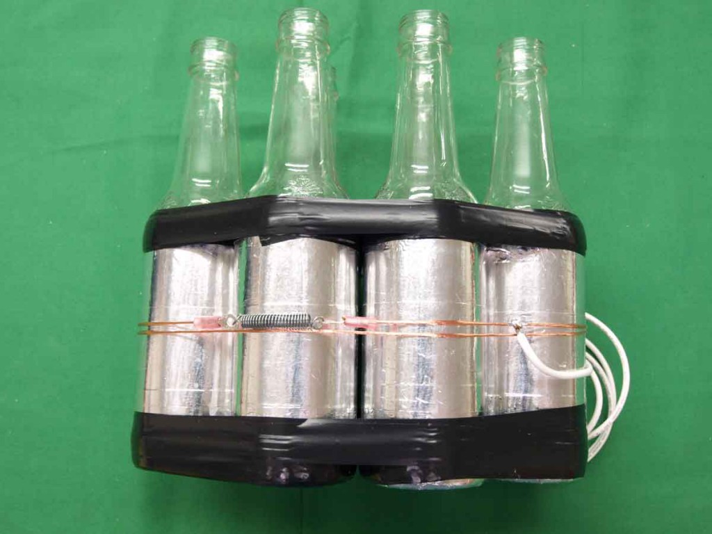 成为雷电法王很简单，用6个啤酒瓶和日常用品，就能做特斯拉线圈