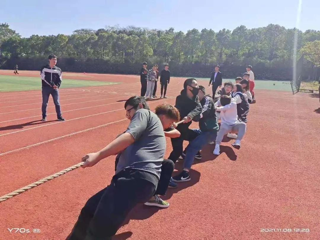 第八届凝心聚力杯拔河比赛信息,凝心聚力绳彩飞扬教职工拔河比赛