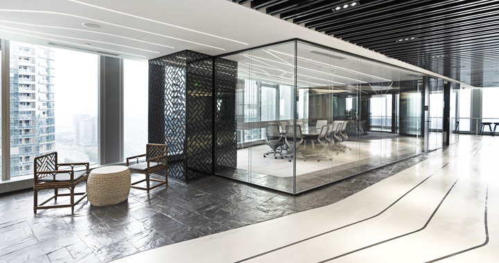 现代与传统波斯顿科学成都办公与培训中心设计欣赏