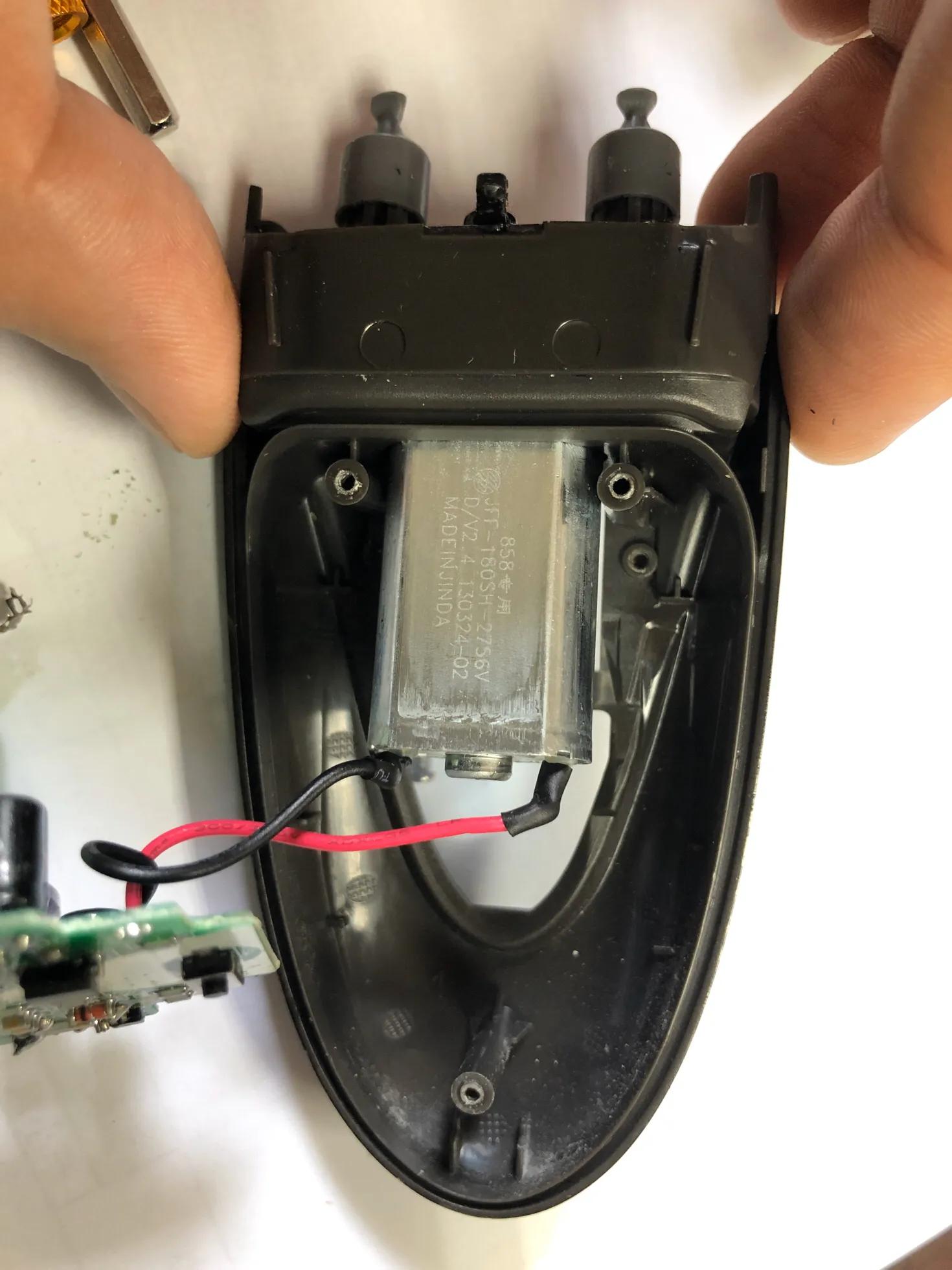 飞科剃须刀s366怎么拆机,飞科剃须刀圆形拆解