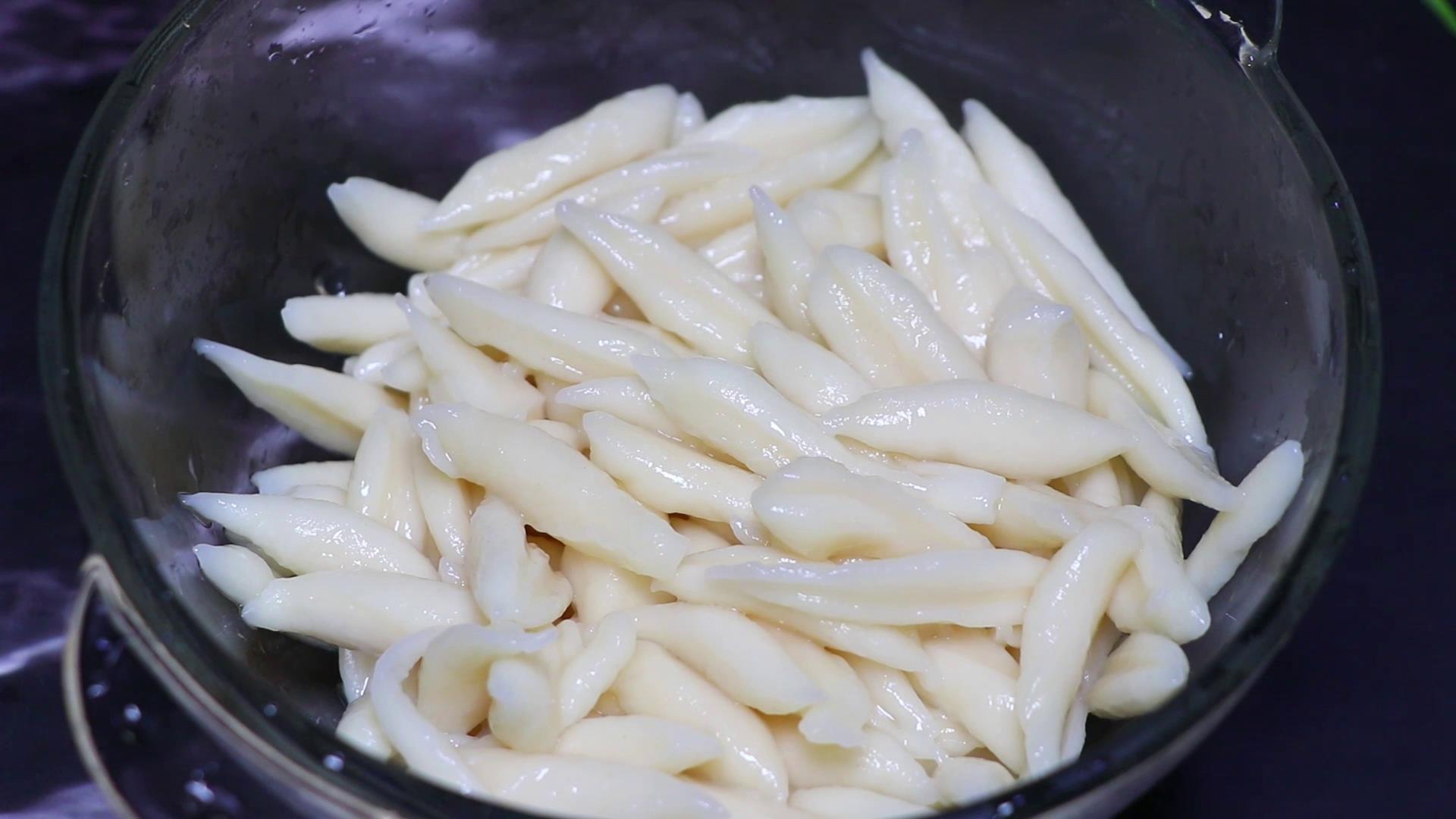 剪刀面的正宗做法和配料不辣,剪刀面的做法大全集