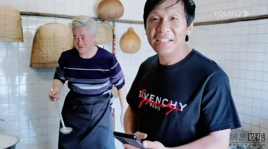 赵本山做饭给宋小宝完整版视频,宋小宝赵本山直播吃饭是哪个节目