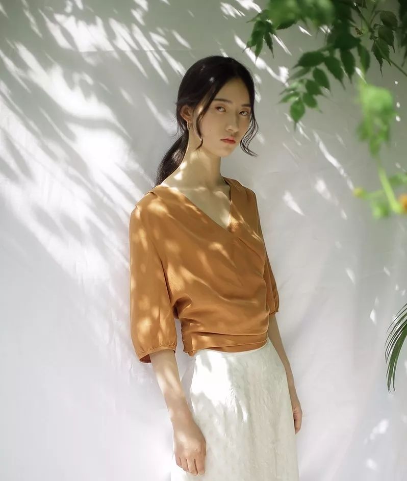 小个子穿什么不压身高,小个子身高150微胖的冬天穿搭