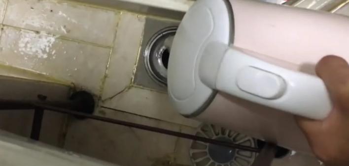 卫生间的小飞虫用什么消灭最快,卫生间的小飞虫怎么防治