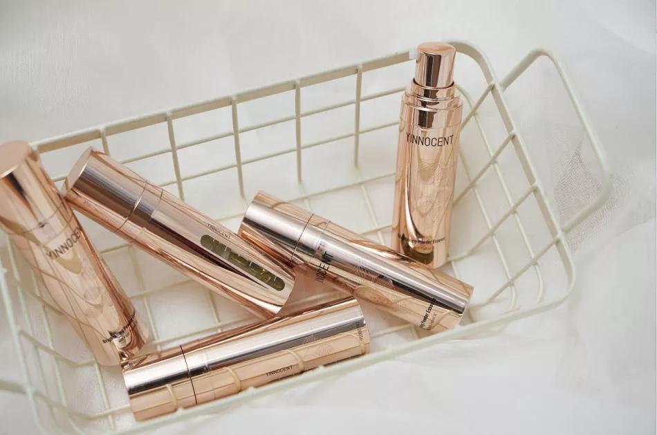 这个夏天又要被晒黑了,又到了一年一度晒黑的季节了