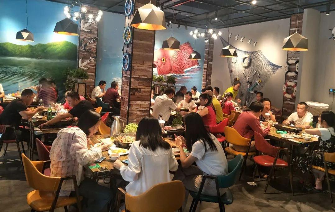 连锁餐饮行业如何盈利,餐饮行业怎么发展好