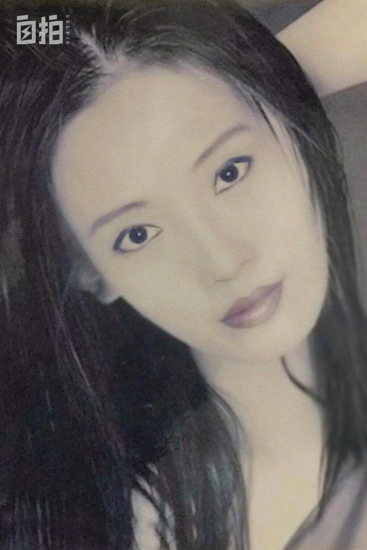 我15岁当模特，八十年代月薪过万，曾因吸毒自杀，现在帮人戒毒