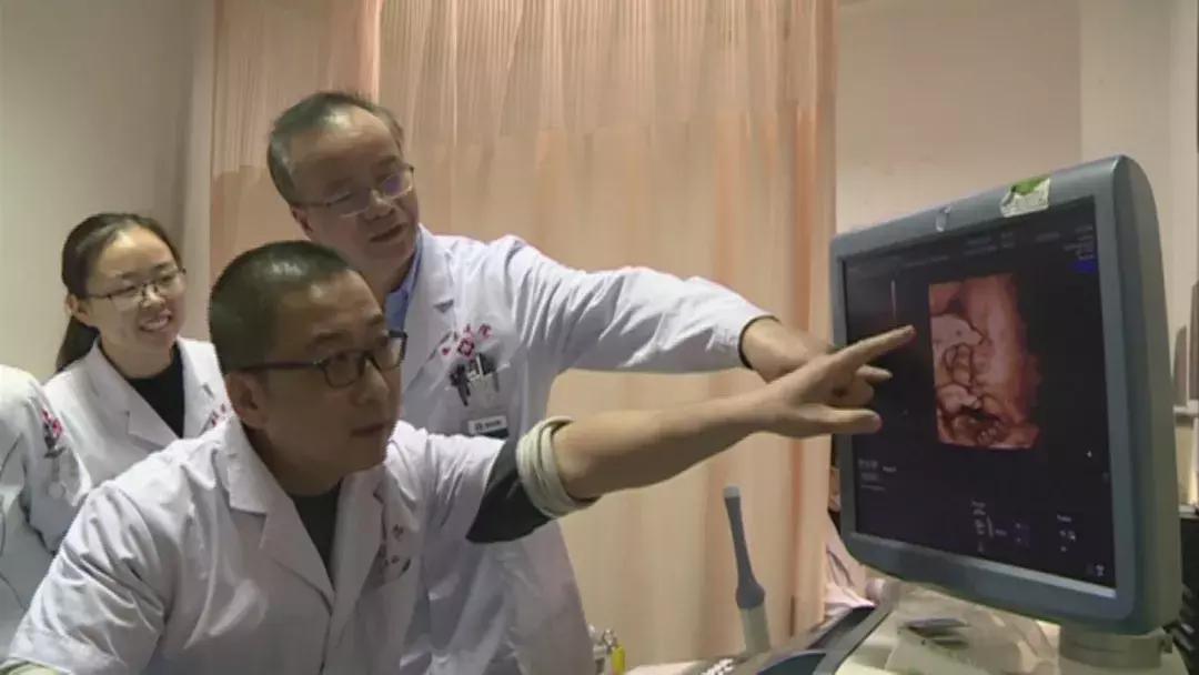 中国首例67岁自然受孕产女,中国首个人工授精出生的女婴