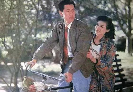 曾是一代影后，三婚嫁大四岁丑男，如今59岁已”华发苍颜”罕露面