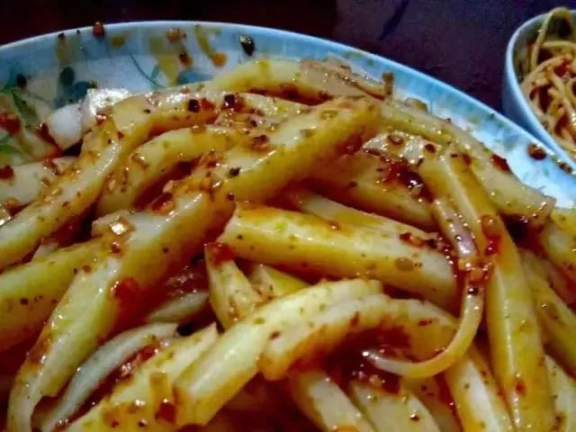 鑸屽皷涓婄殑涓浗鍥涘窛鏃╅,棣嬮鏃╅