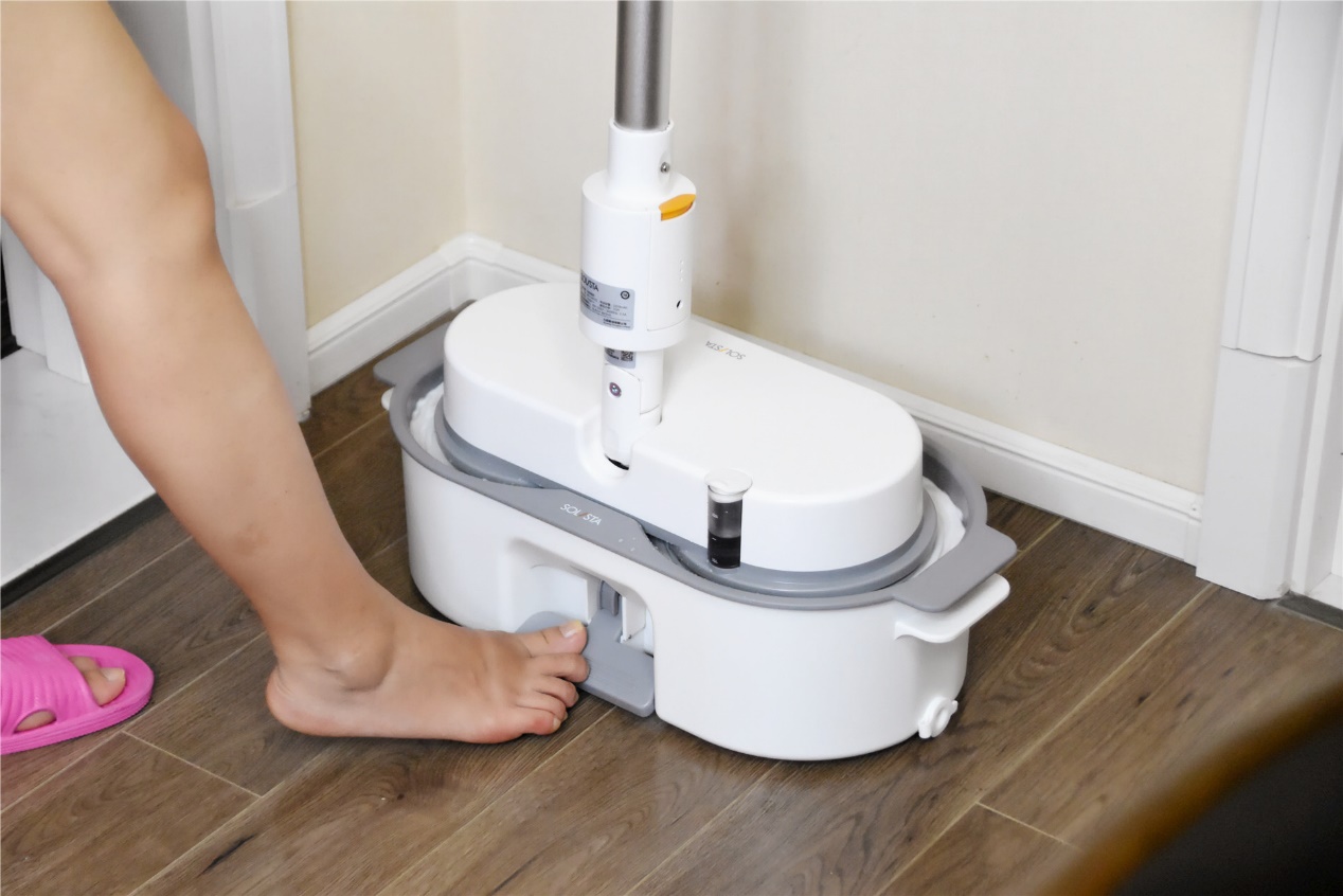 电动拖把好还是手动好,哪种电动拖把好