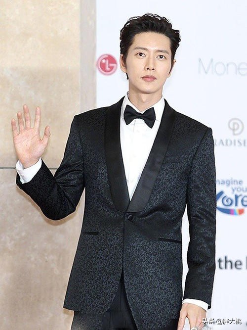 韩剧腹肌美男图片,欧巴腹肌韩剧