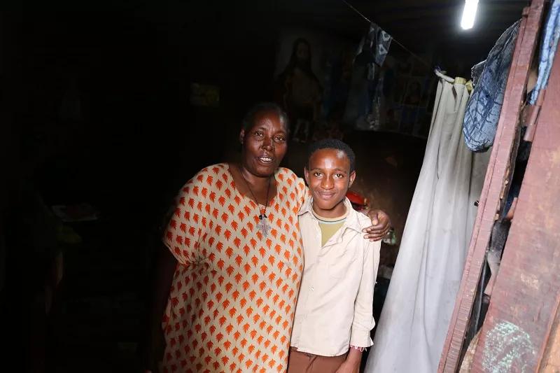 谢谢你们，我的生活很好，学习很棒