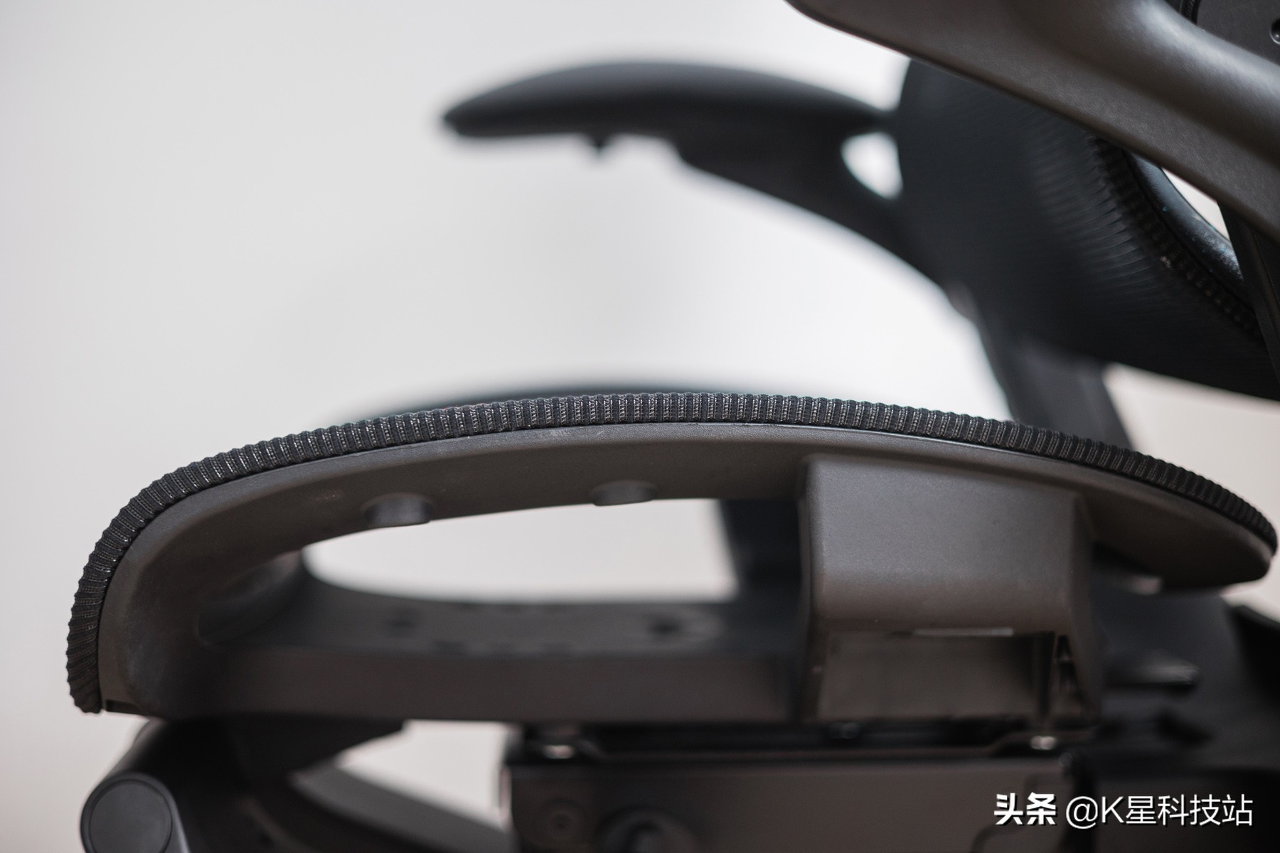 我们的目标是星辰大海,网易严选星舰特别定制人体工学椅开箱