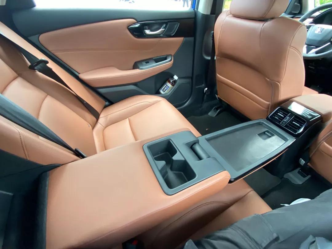 全新享域锐混动,享域锐混动推荐什么版