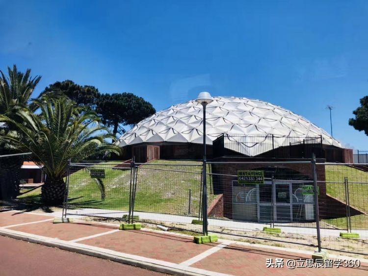 在澳洲留学生真的很难吗,去澳洲留学最好的学生是