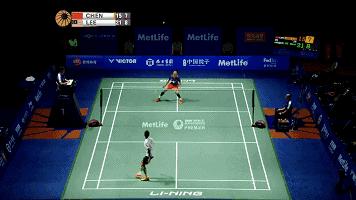 熊国宝羽毛球反手高远球教学视频,羽毛球反手高远球慢动作教学视频