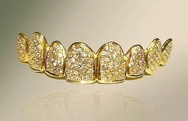 假牙的种类及价格详细介绍图片,目前国内最好的假牙是多少钱