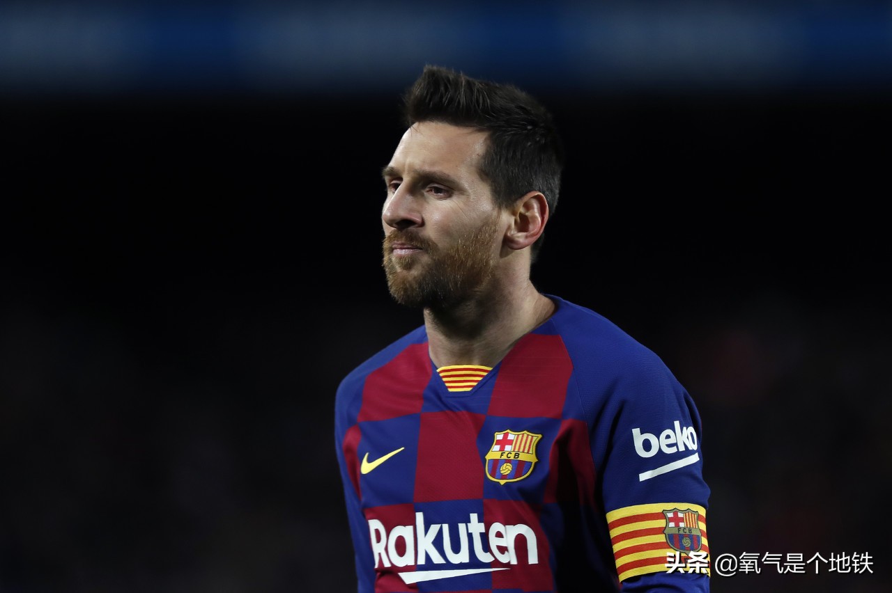 被大部分足球从业者认证历史第一人！梅西，凭什么被公认最伟大？