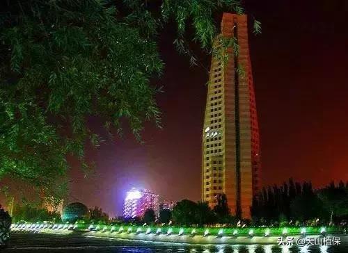 *疆新**库尔勒彻底火了！登上央视让世界瞩目，为库尔勒而骄傲