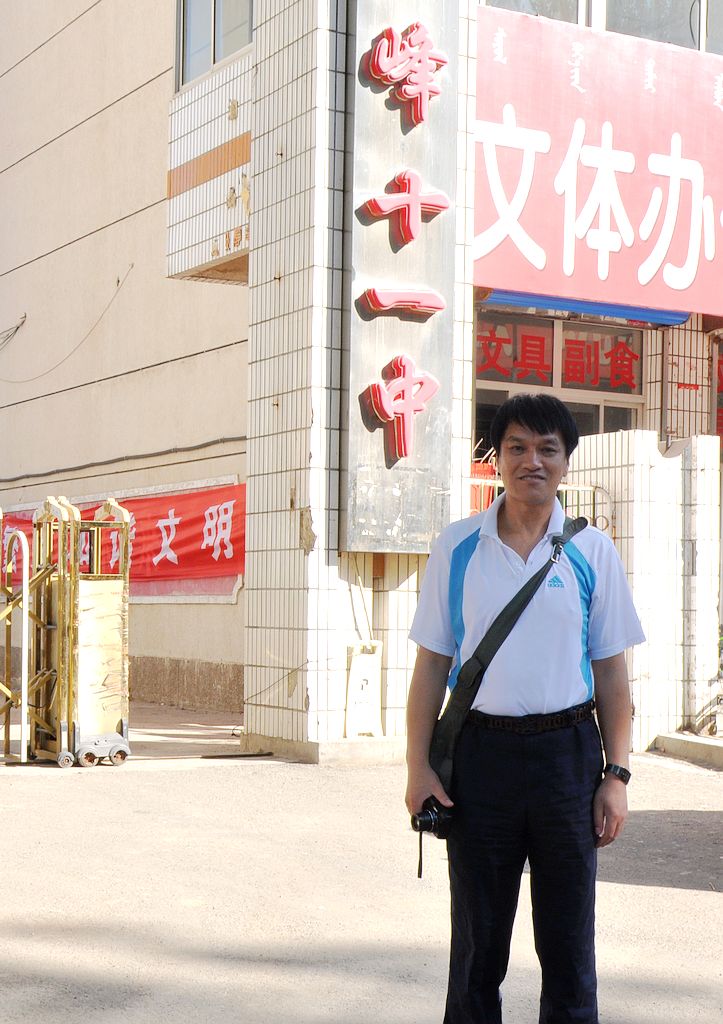 回忆过去的小学课本的视频,回忆五年前学校