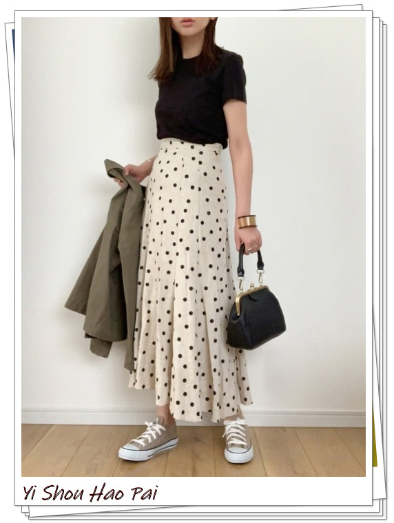 优衣库t恤穿搭技巧,优衣库的t恤怎么样