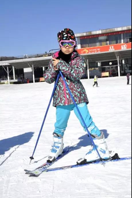 郑鑫绘画成长记录：线描篇（五）校园同学系列——创作