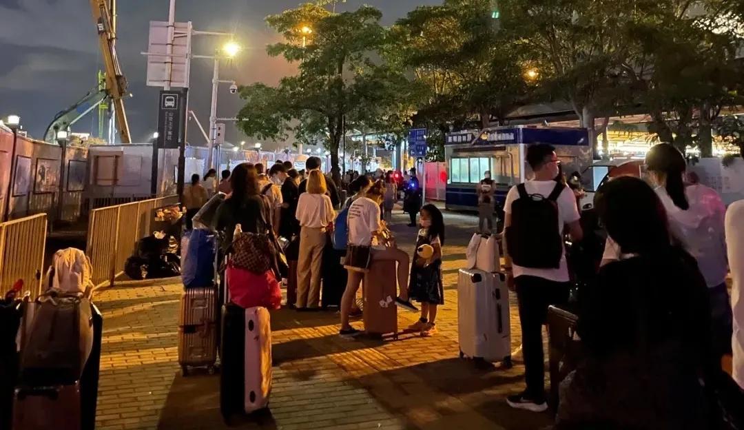 深圳湾口岸最新入境香港消息,深圳湾香港入境人工通道