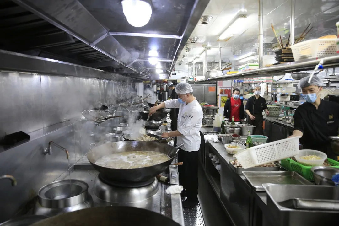 “有些问题,不上台面说就可以”:一个中国餐饮业的内幕