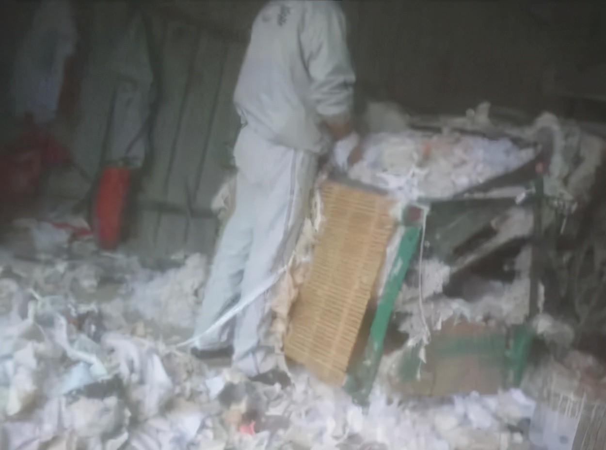 10元三双袜子赚钱吗,10元三双袜子利润多少钱