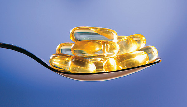 鱼肝油和鱼油功效与作用是什么,鱼肝油和鱼油成分有什么区别