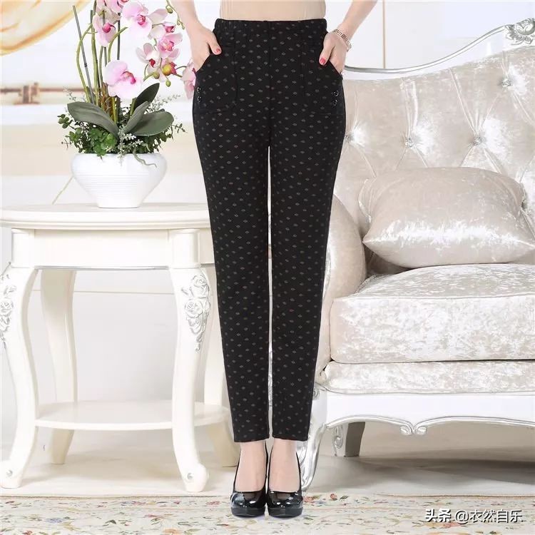 妈妈裤好看又显瘦,最流行的妈妈裤