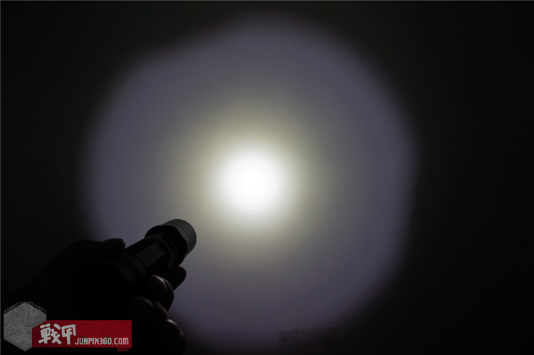 手电王纳丽德p80夜间评测,纳丽德p80晚上测评