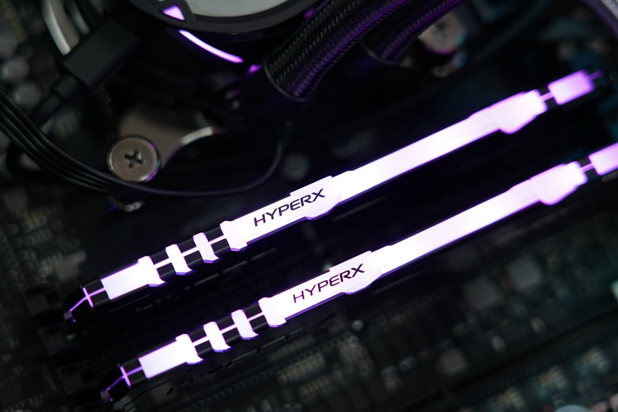 RGB真绚丽：HyperXDDR4RGB雷电流光系列骇客神条测评