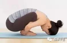 瑜伽I你不知道的深蹲，竟然可以让你永葆年轻，一起来学一下吧