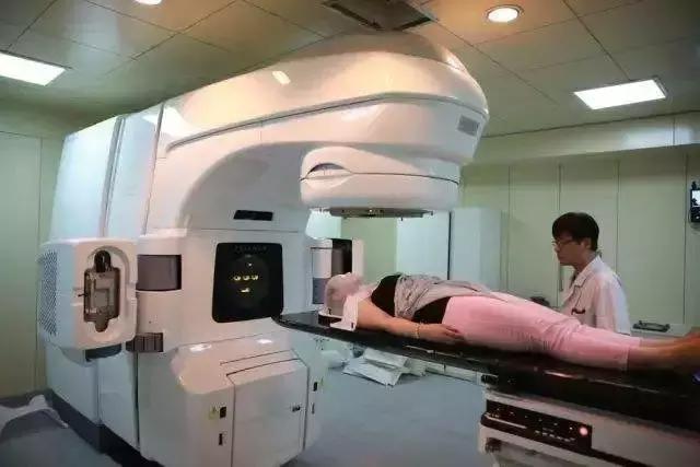 关于癌症放疗你需要知道哪些,肿瘤放疗的正确方式