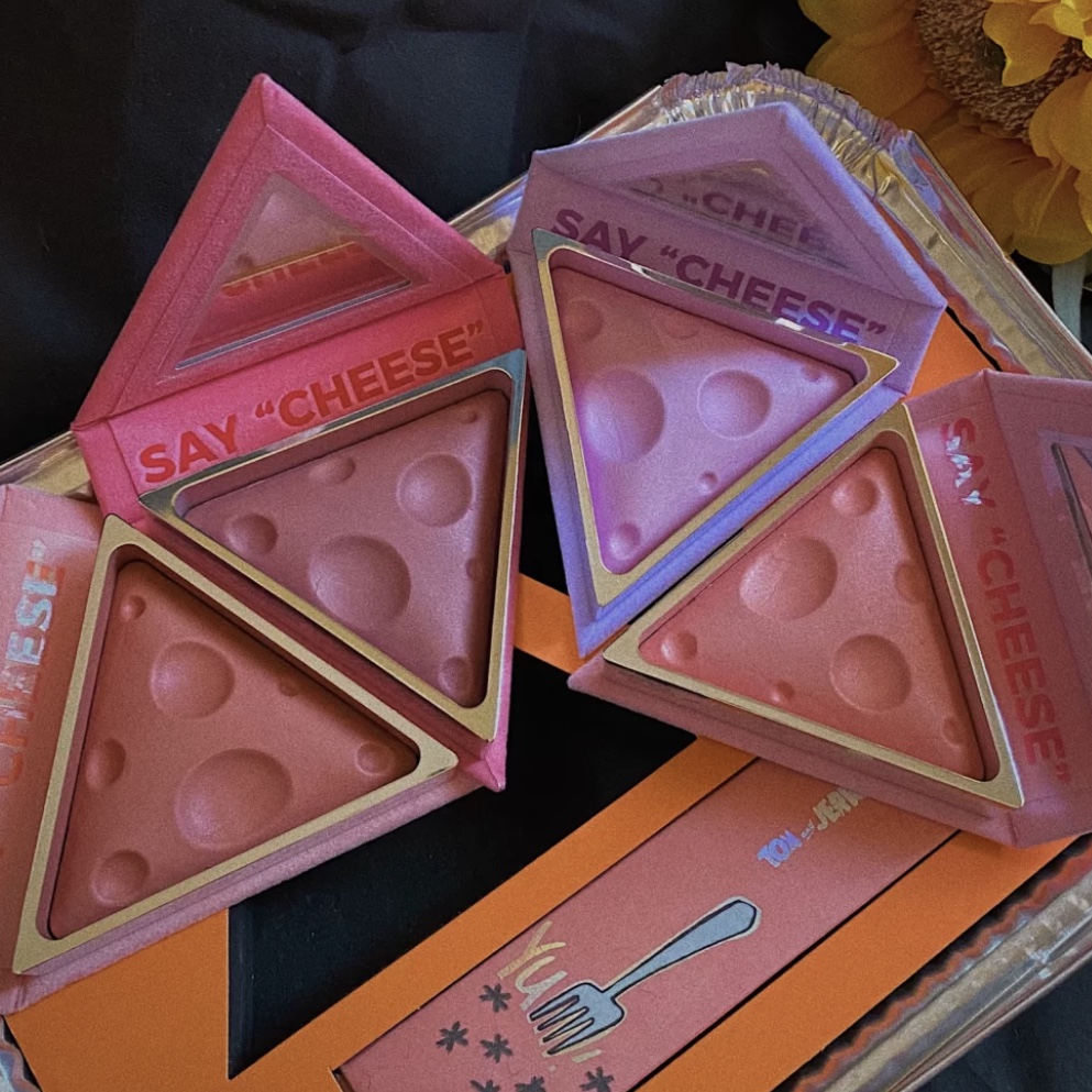 倩碧小雏菊腮红和nars腮红对比,倩碧有和nars同色系的腮红吗