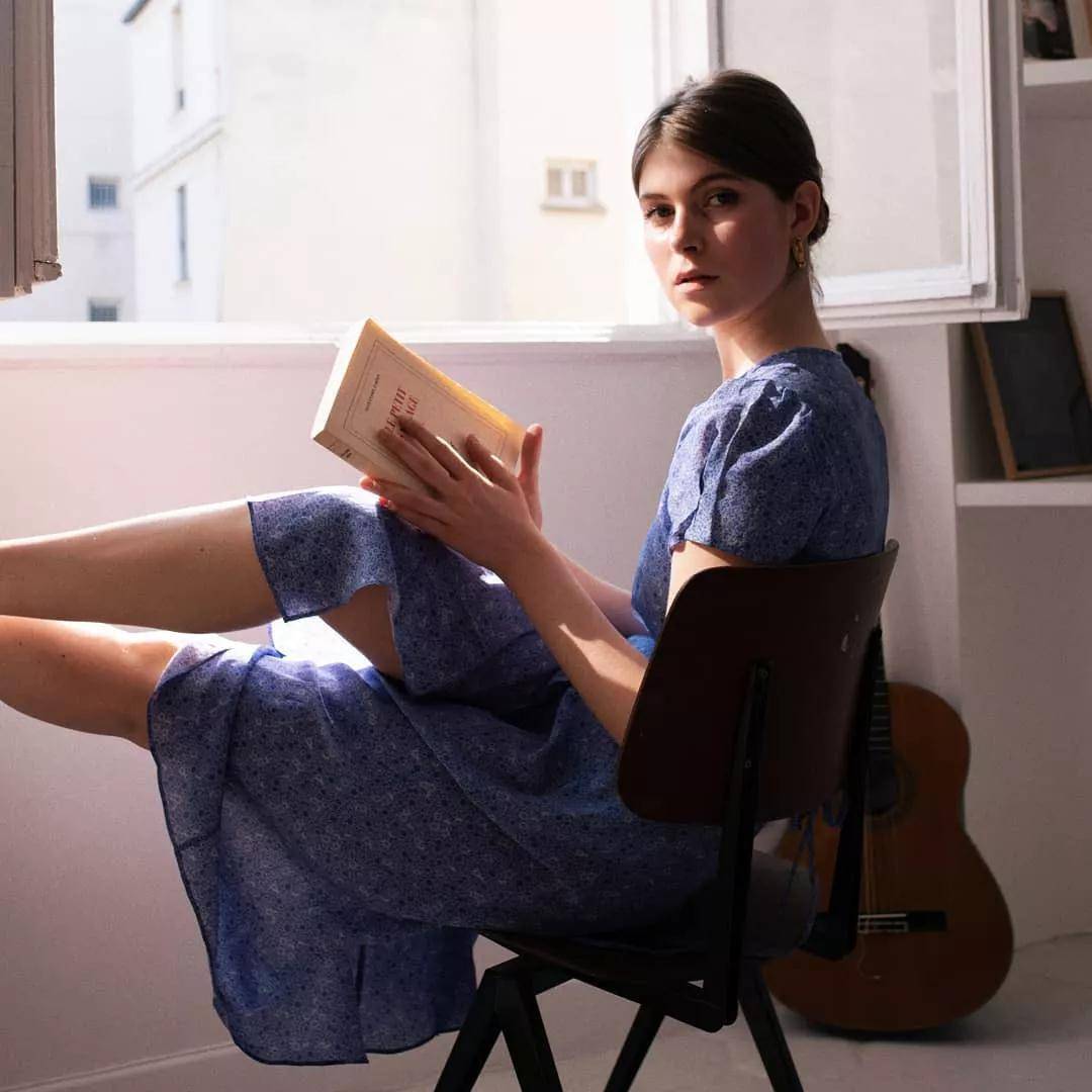 好看又好穿的女人,法国女人穿什么好看又漂亮