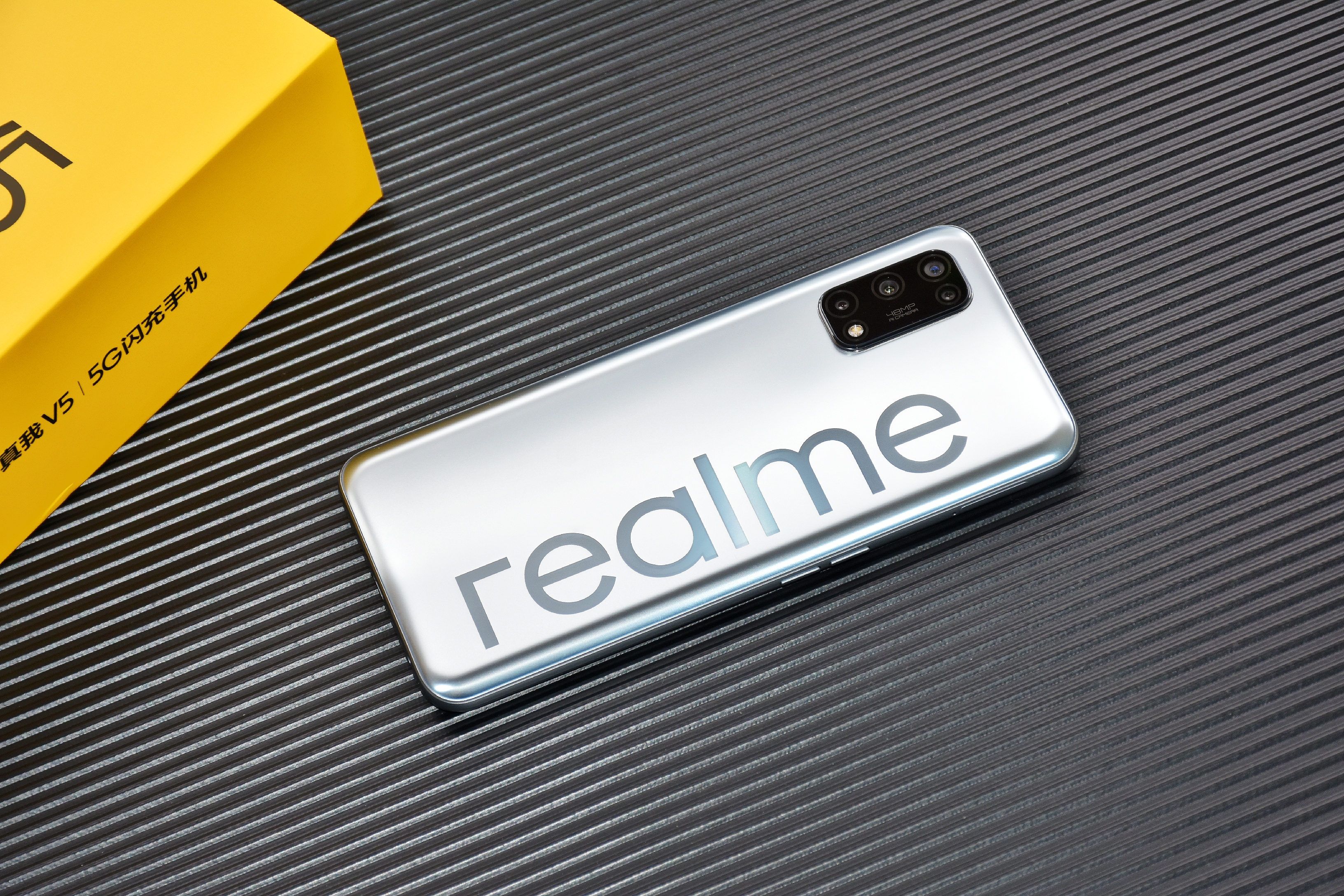 真我v55g,真我v5对比v15