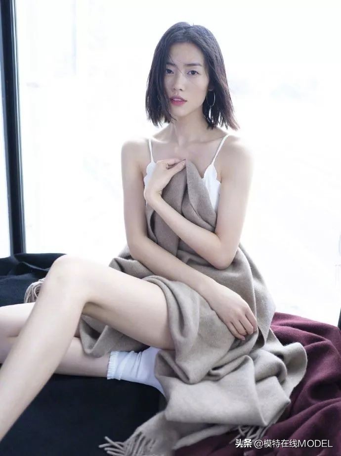 2019全球最性感女性名单出炉，奚梦瑶落选，AA刘雯呆拉肯豆齐上榜