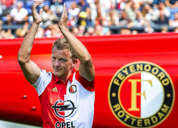 他是一流锋霸也是球队“毒瘤”，鱼跃成永恒经典，35岁仍宝刀不老