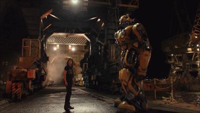 变形金刚6大黄蜂变形过程,变形金刚6大黄蜂擎天柱大战