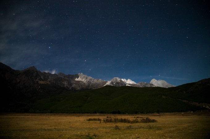 消失的地平线上的“香巴拉”和“女儿国”（二）