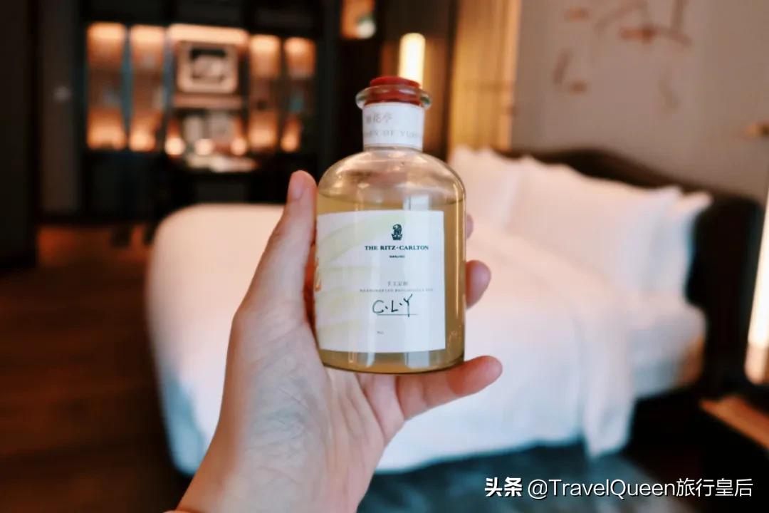 南京丽思卡尔顿酒店沉浸式体验,南京丽思卡尔酒店跨年