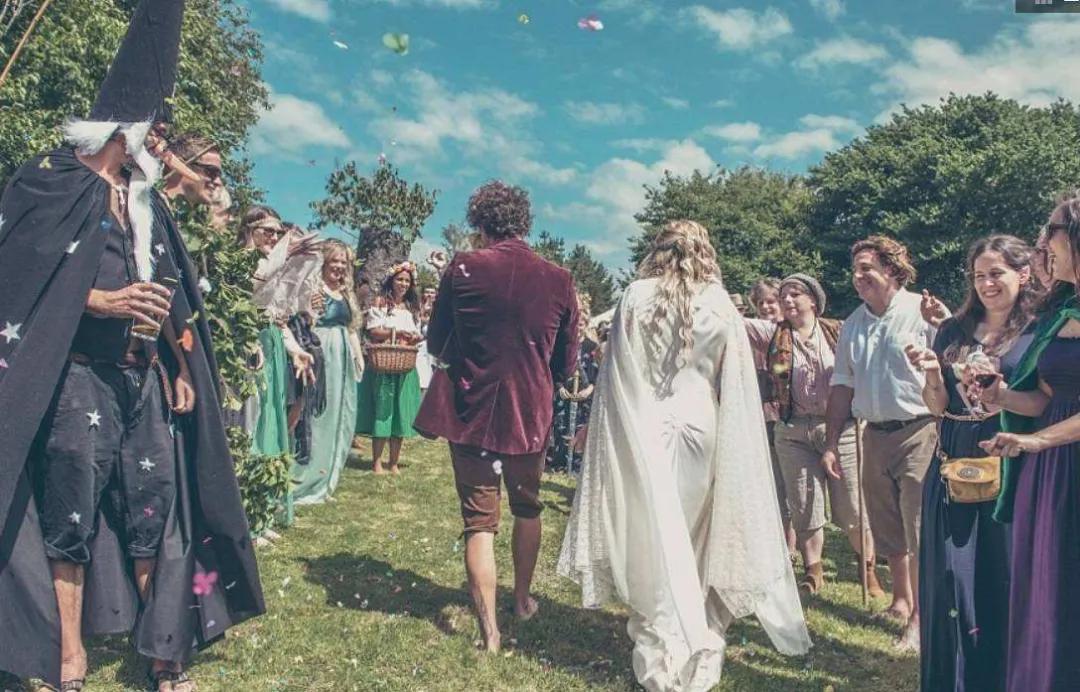 七夕送女朋友什么礼物实用一点,七夕情人节送女朋友什么礼物