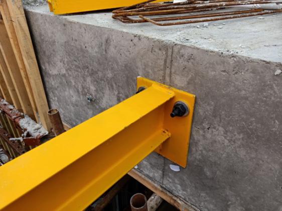 新型悬挑式脚手架施工流程,新型悬挑脚手架孔洞不漏水