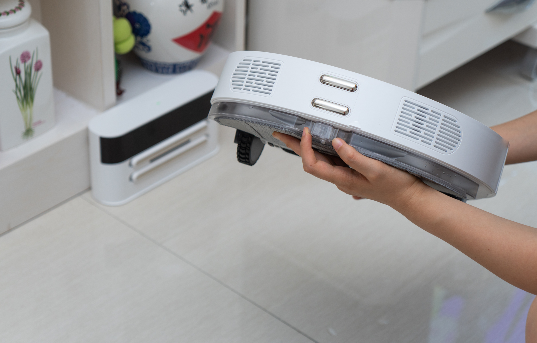 不仅有电脑安全卫士，还有家庭清洁卫士，360扫地机器人s7测评